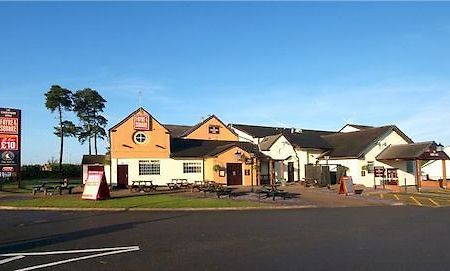 ホテル Charnwood Arms コールビル エクステリア 写真
